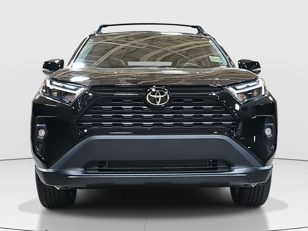 2025 Toyota RAV4 XLE Premium photo 2