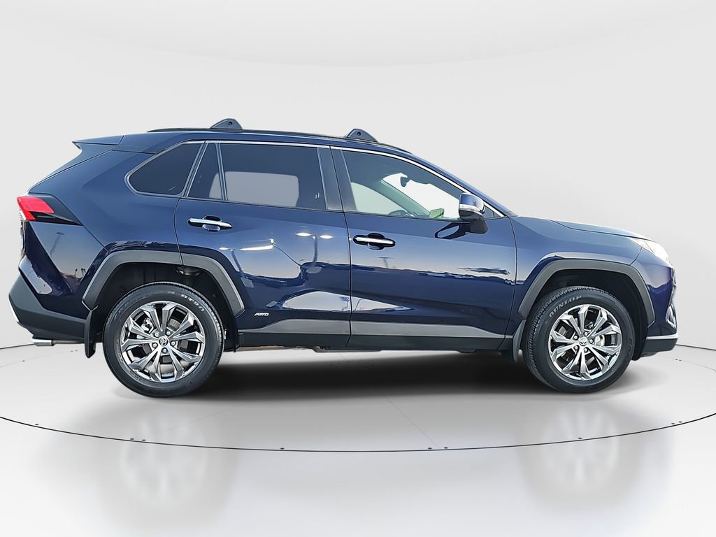 2022 Toyota RAV4 Hybrid Limited photo 2
