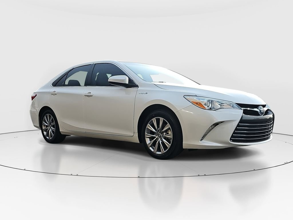 Certified 2017 Toyota Camry Hybrid XLE Sedan