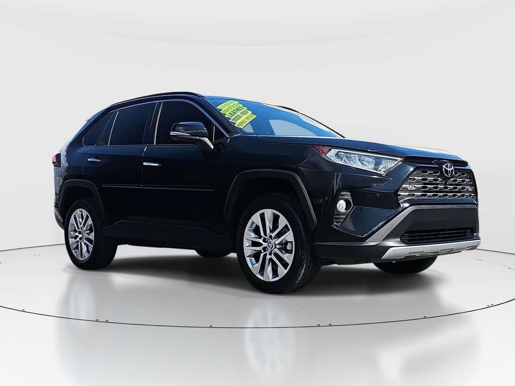 2021 Toyota RAV4 Limited photo 3