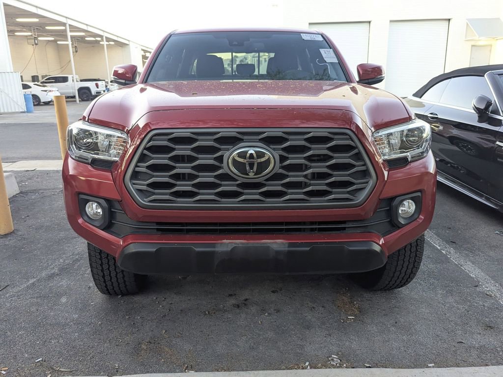 2021 Toyota Tacoma TRD V6 photo 2
