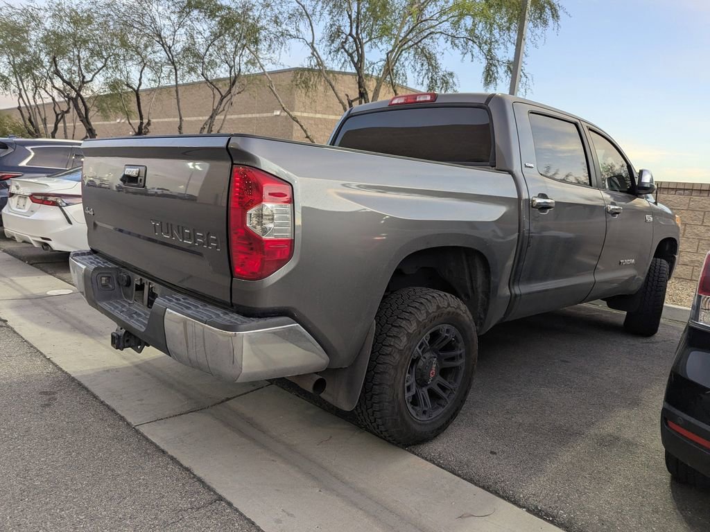 2014 Toyota Tundra SR5 photo 4