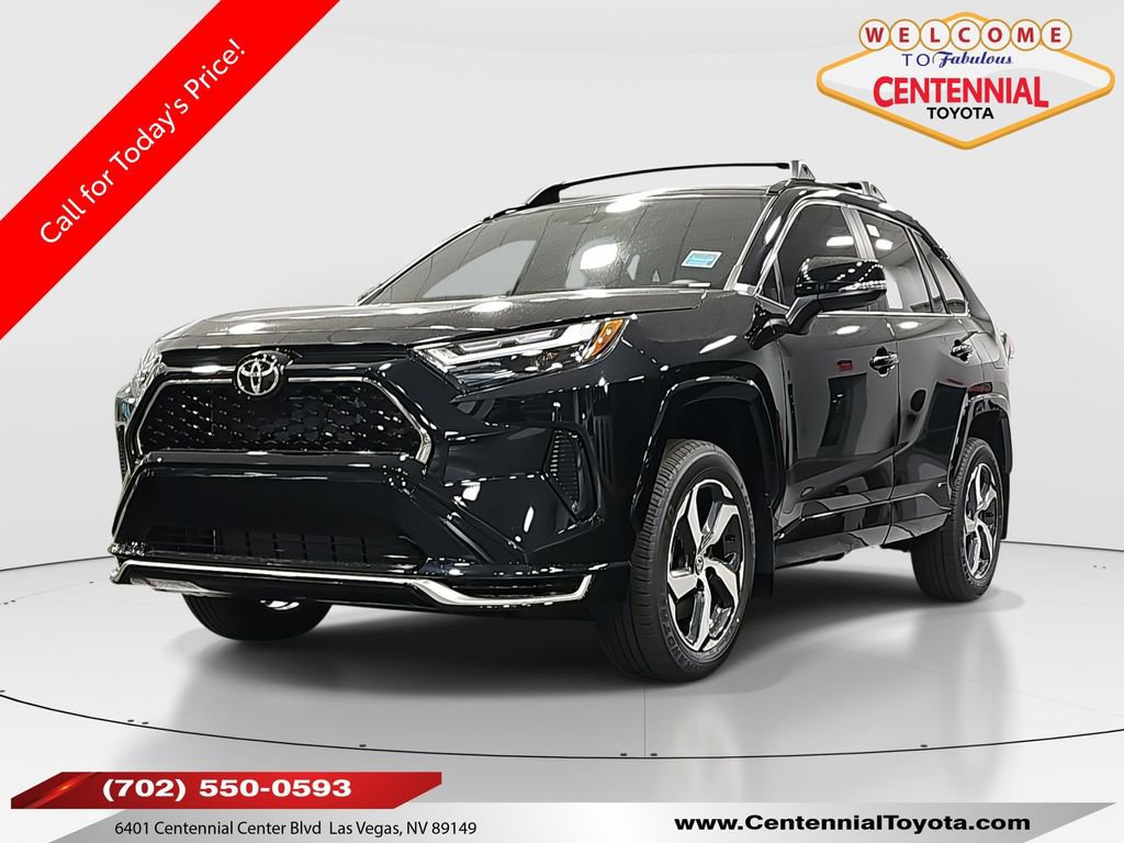2025 Toyota RAV4 SE's photo