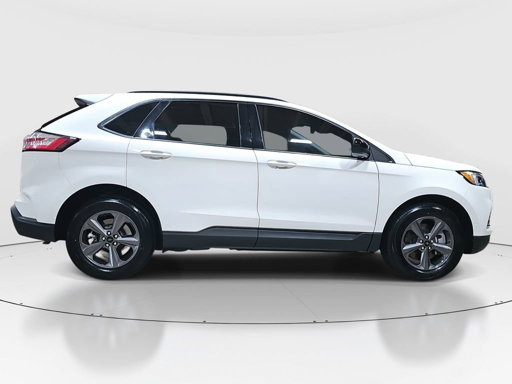 Used 2024 Ford Edge SUV