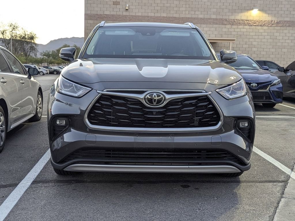 Certified 2022 Toyota Highlander Platinum SUV
