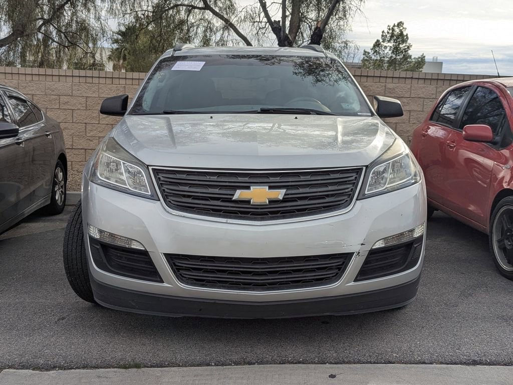 Used 2017 Chevrolet Traverse LS SUV