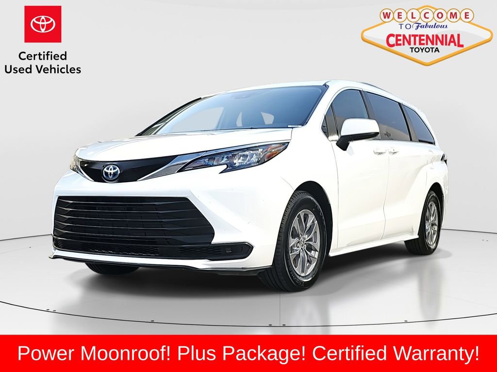 2024 Toyota Sienna LE