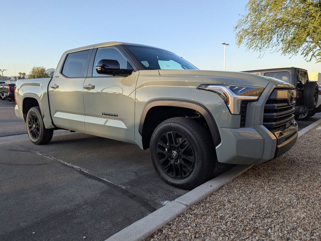 2025 Toyota Tundra Limited photo 3