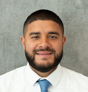 Staff member Akxel Bedolla from 57b6b8b0b911