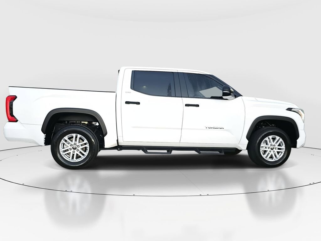 2024 Toyota Tundra SR5 photo 4
