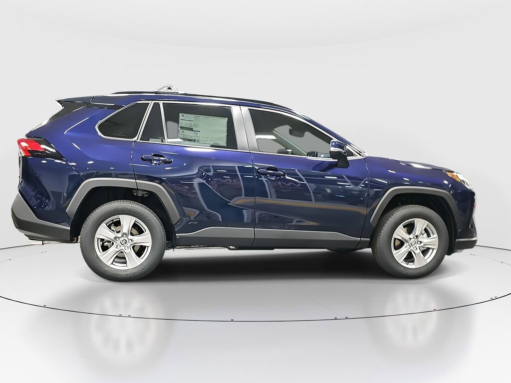 New 2025 Toyota RAV4 Hybrid XLE XLE AWD SUV