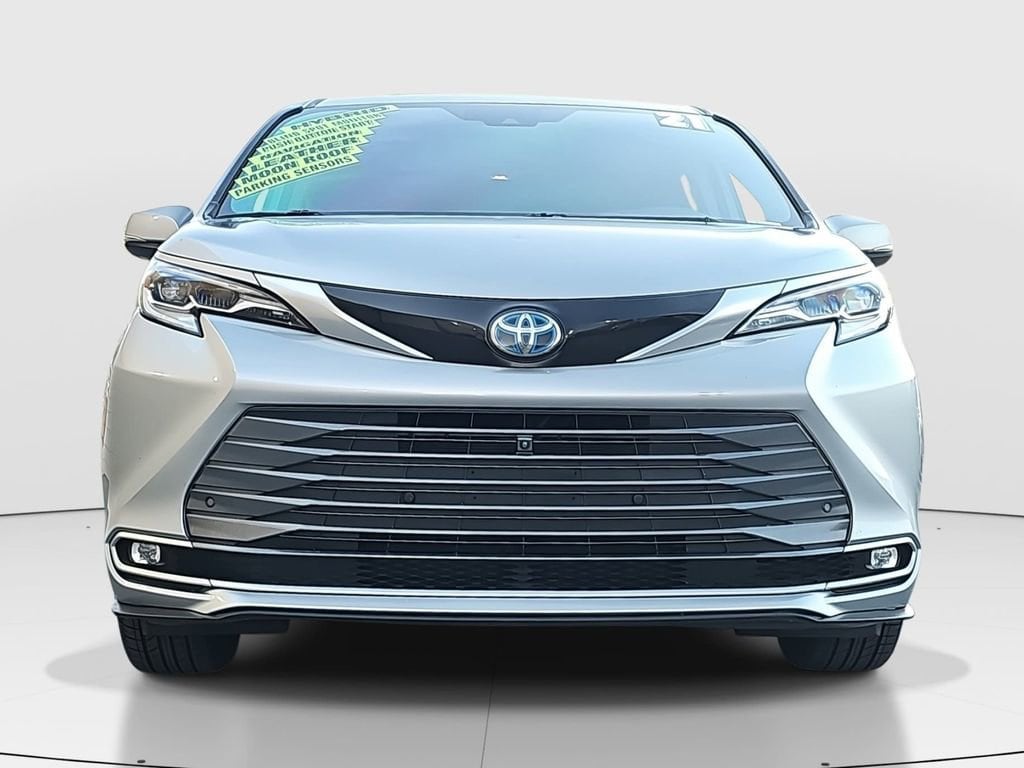 Certified 2021 Toyota Sienna Platinum 7 Passenger Van