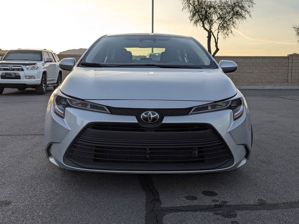 Used 2024 Toyota Corolla LE with VIN 5YFB4MDE1RP110438 for sale in Northfield, Minnesota