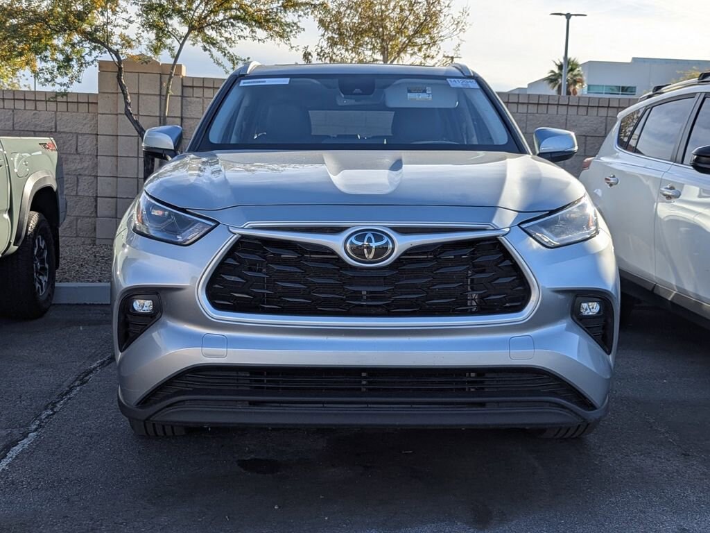 Used 2024 Toyota Highlander XLE SUV