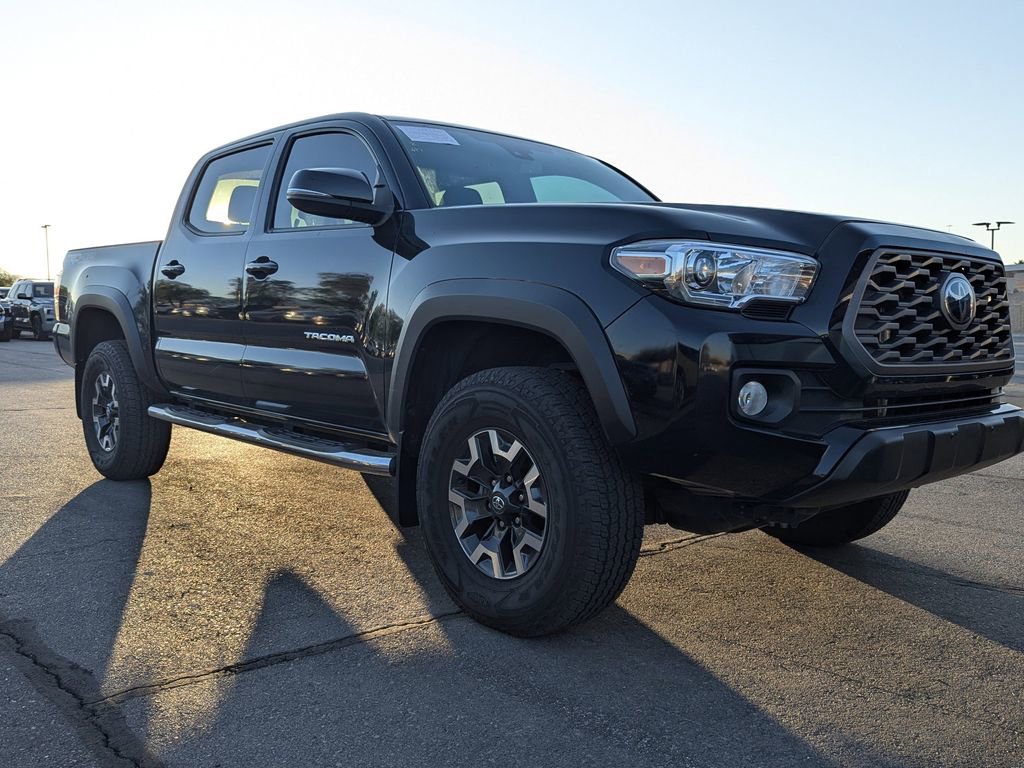 2021 Toyota Tacoma TRD photo 2