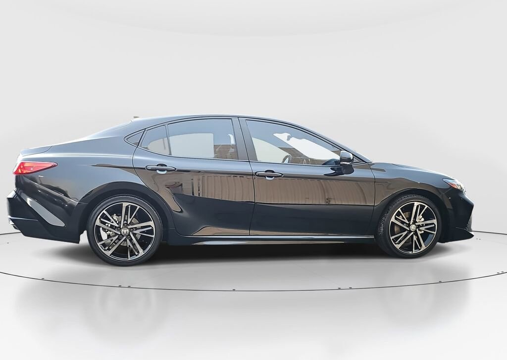 2025 Toyota Camry XSE photo 4