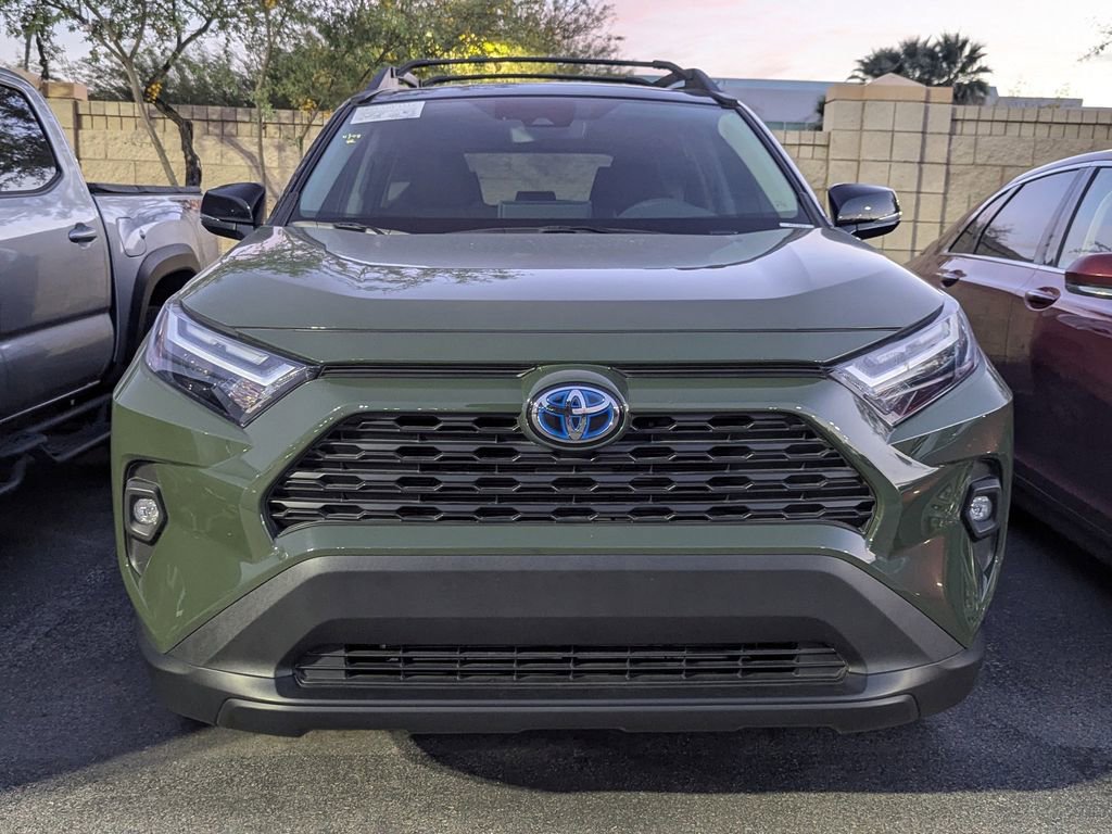 2024 Toyota RAV4 Hybrid photo 2