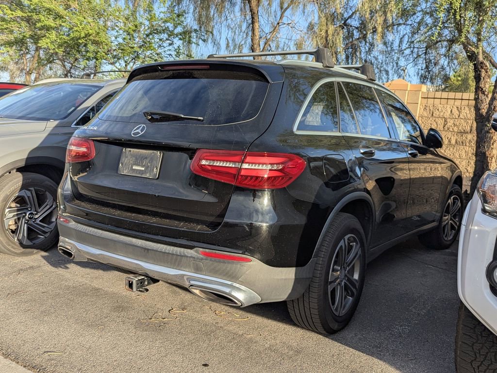 2016 Mercedes Benz GLC 300 photo 4
