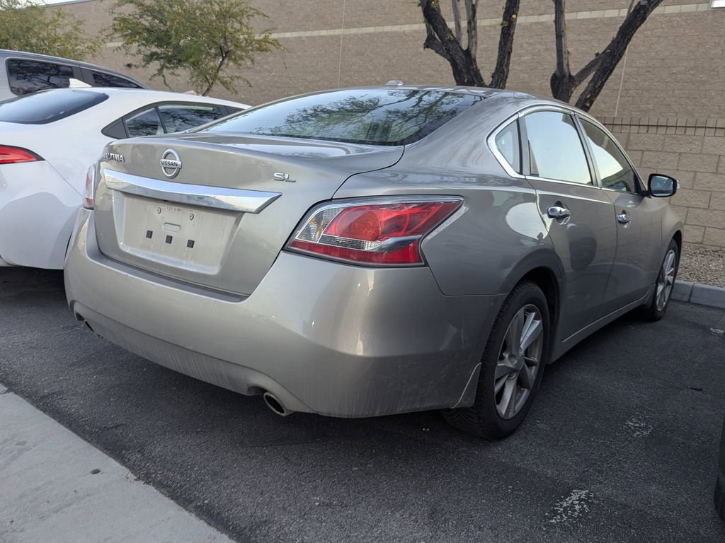 2015 Nissan Altima 2.5 SL photo 4