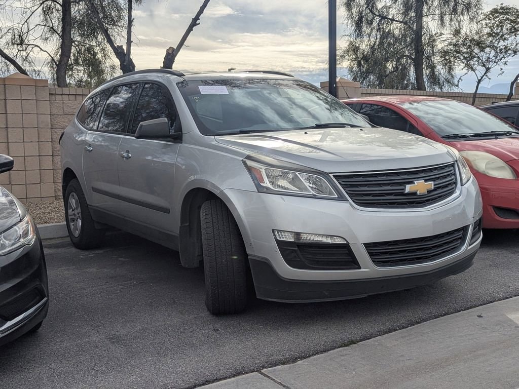 Used 2017 Chevrolet Traverse LS SUV