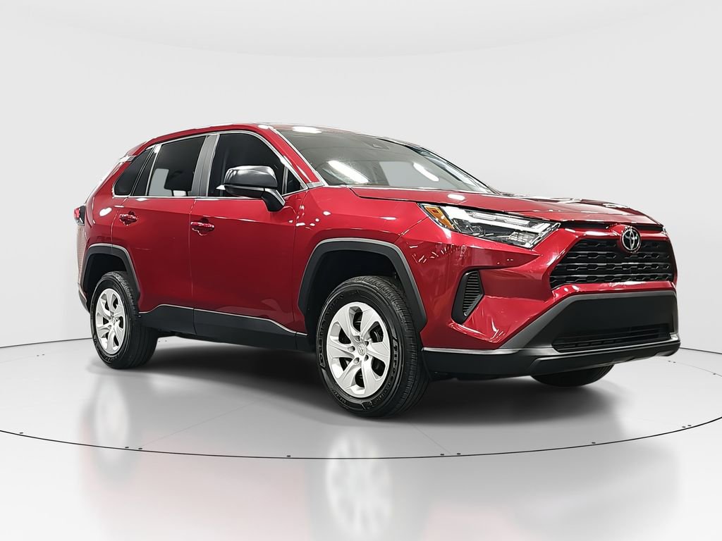 2023 Toyota RAV4 LE photo 3