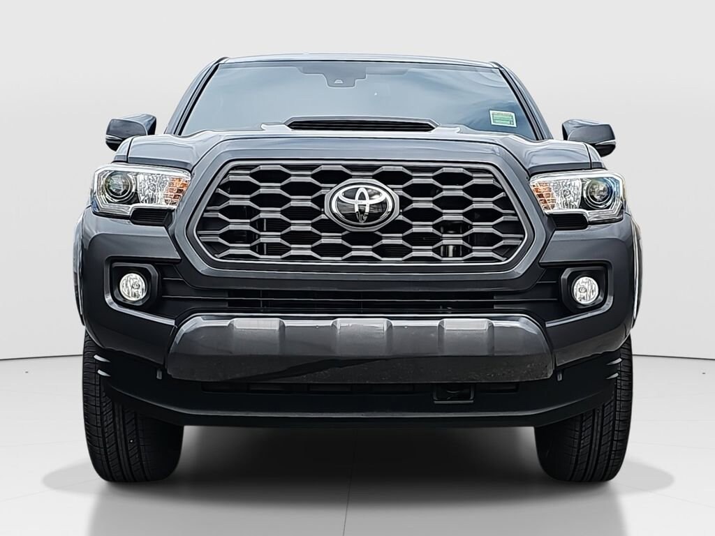 2022 Toyota Tacoma TRD Sport V6 photo 2