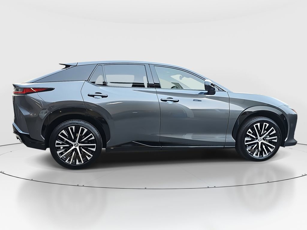 2023 Lexus RZ 450e Premium photo 4