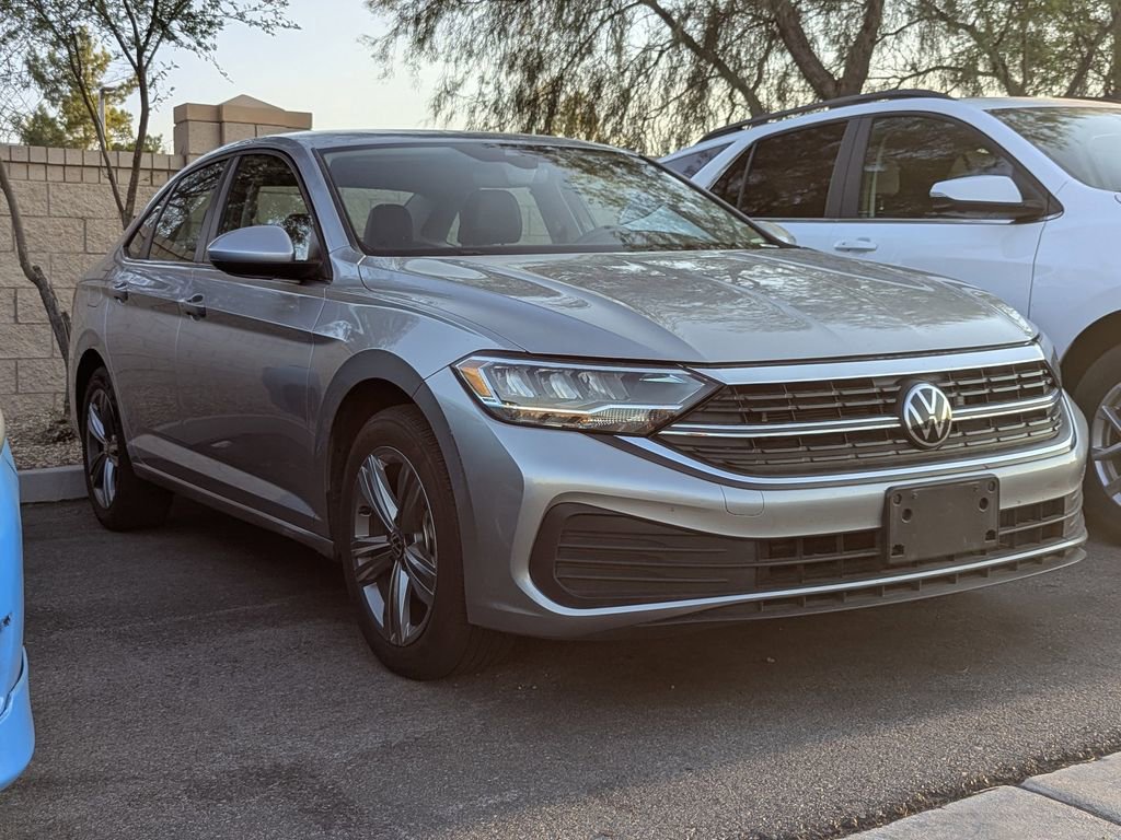 2024 Volkswagen Jetta 1.5T SE photo 2