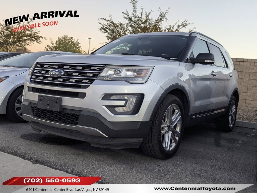 2017 Ford Explorer XLT's photo