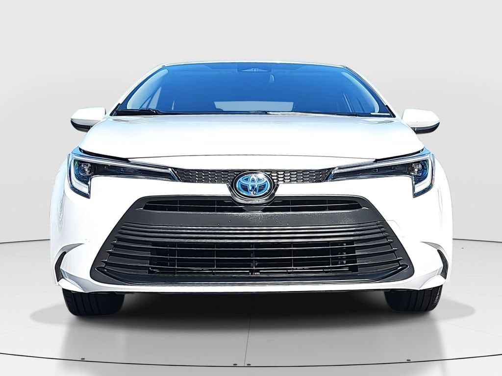 Certified 2025 Toyota Corolla LE with VIN JTDBCMFE0S3072828 for sale in Kansas City