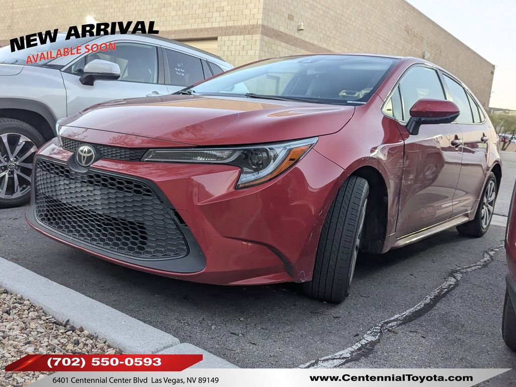 2021 Toyota Corolla LE's photo