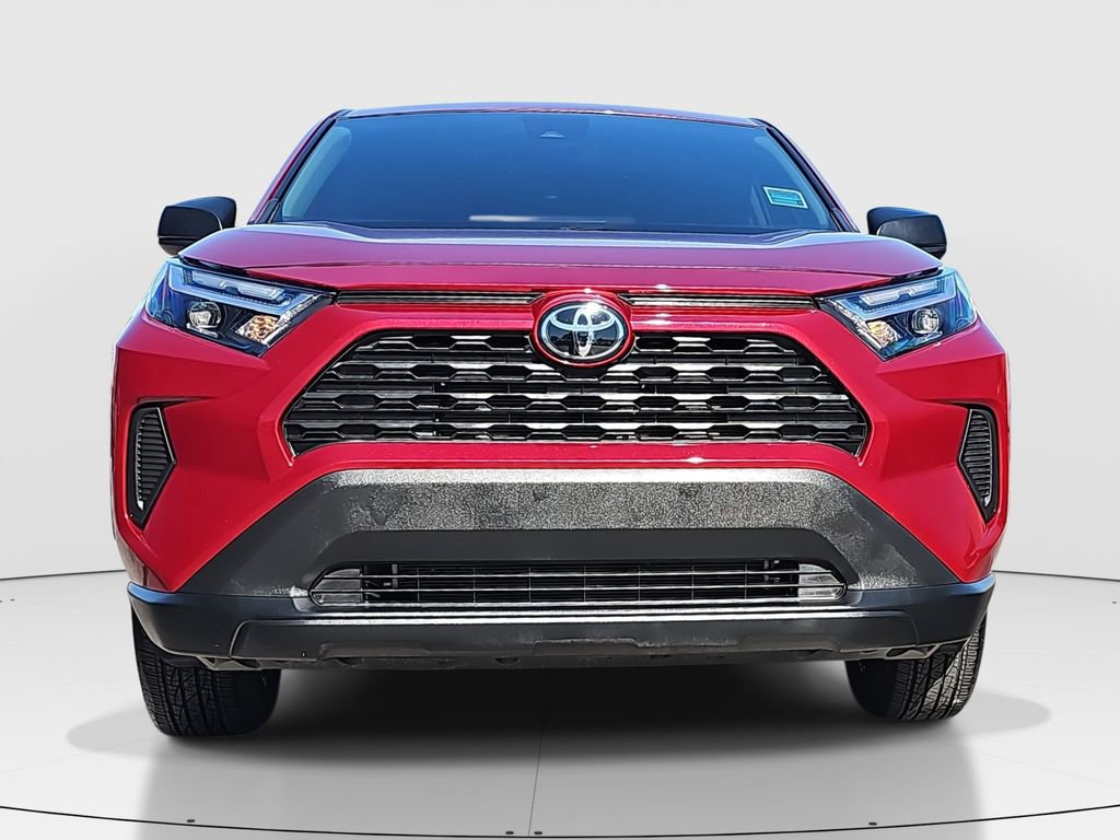 2023 Toyota RAV4 LE photo 2