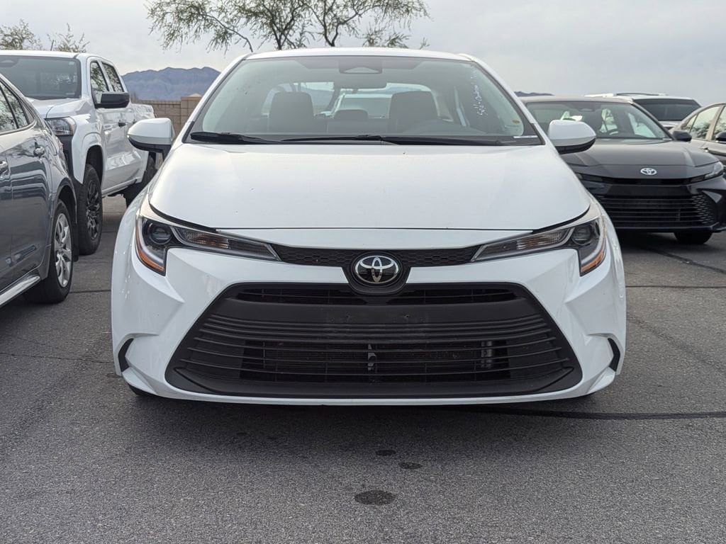 Used 2025 Toyota Corolla LE with VIN 5YFB4MDE5SP248246 for sale in Kansas City