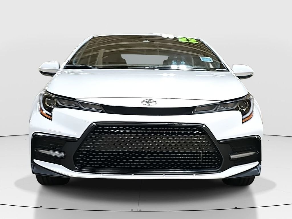 2022 Toyota Corolla SE photo 2