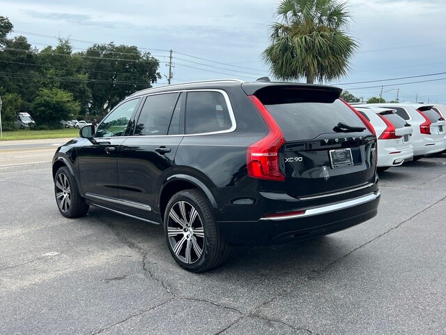 2025 Volvo XC90 T8 Plus photo 3