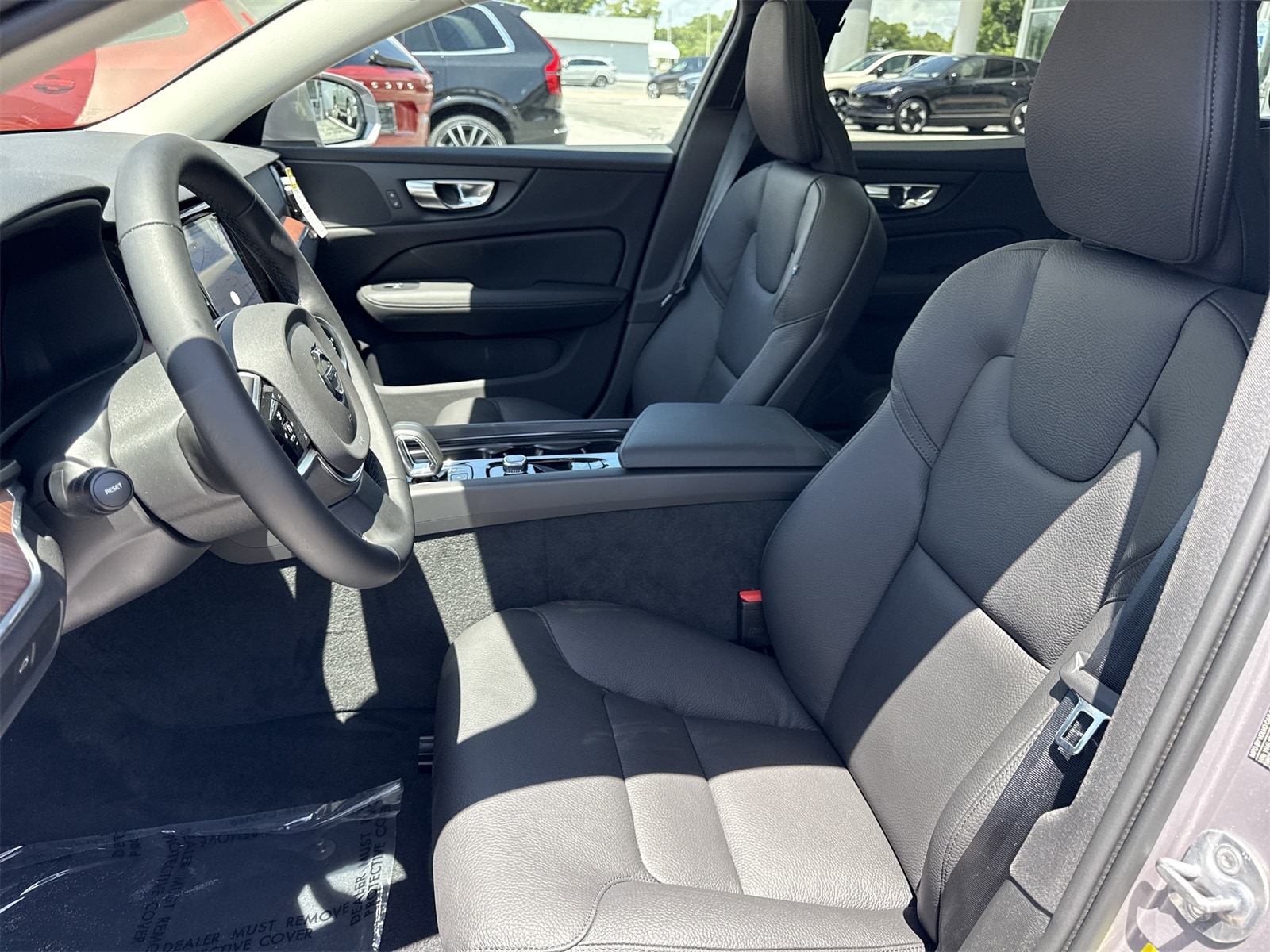 2026 Volvo V60 Cross Country Plus - Photo 10