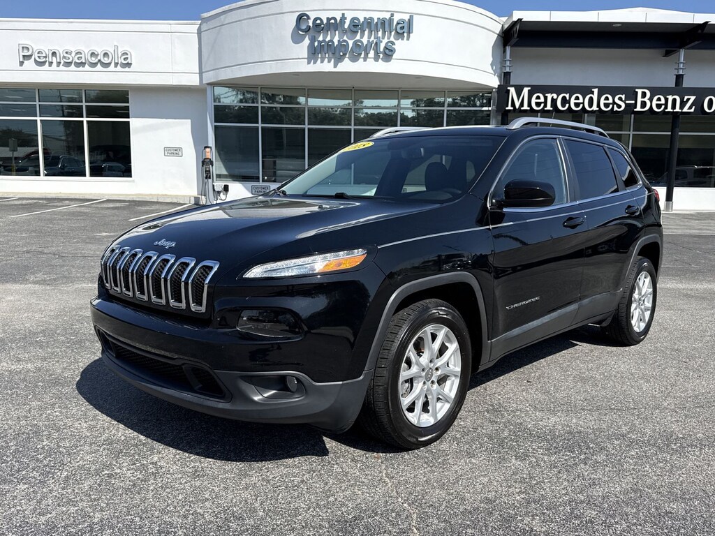 Used 2018 Jeep Cherokee Latitude Plus FWD SUV