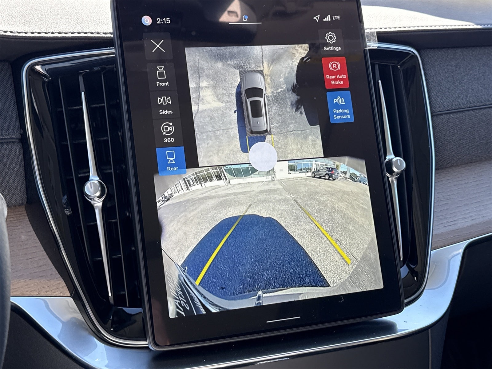 2026 Volvo XC90 Plus - Photo 26