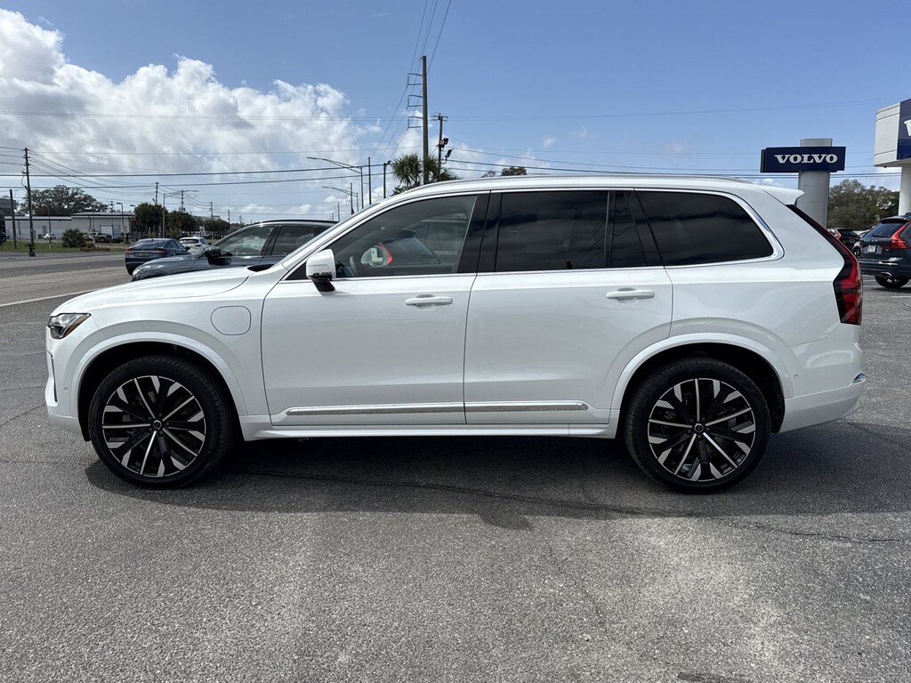 New 2026 Volvo XC90 plug-in hybrid T8 Ultra 7-Seater SUV