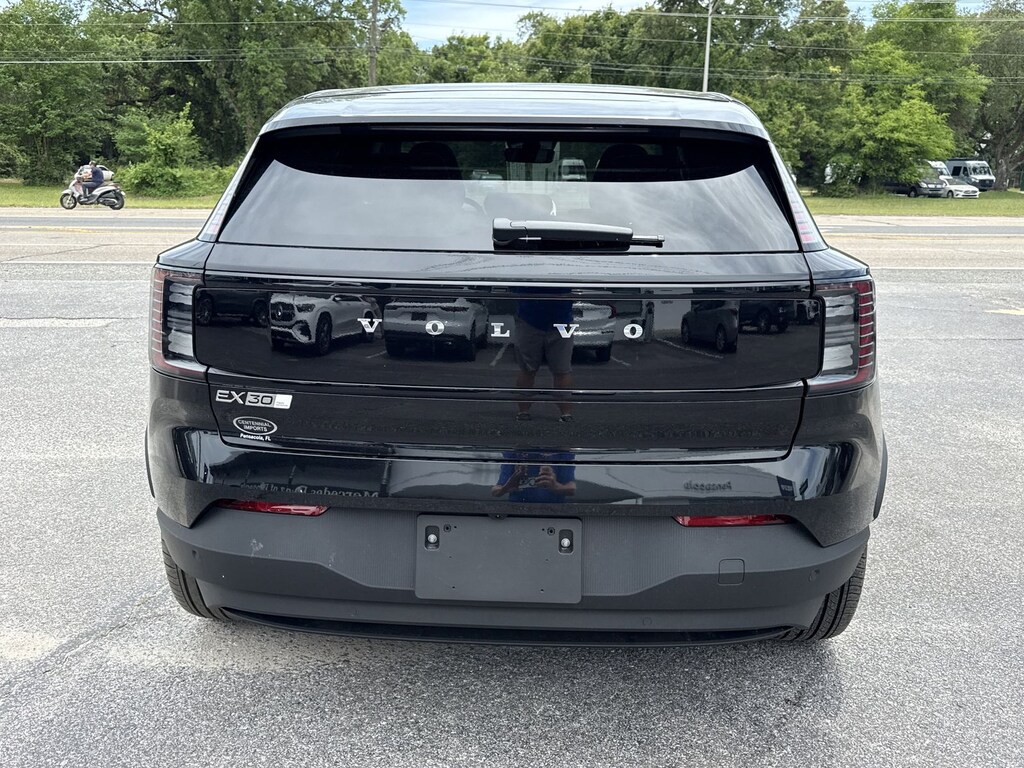 New 2026 Volvo EX30 Twin Motor Plus SUV