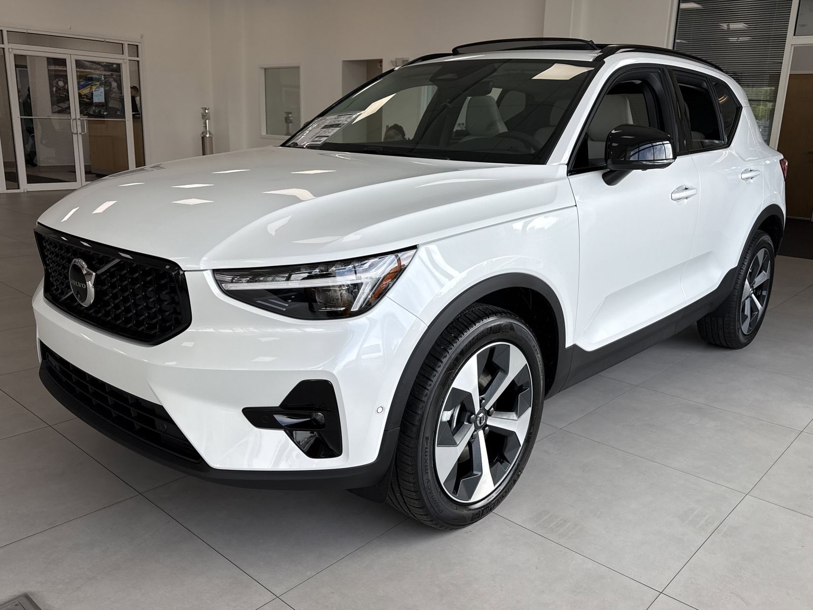2026 Volvo XC40