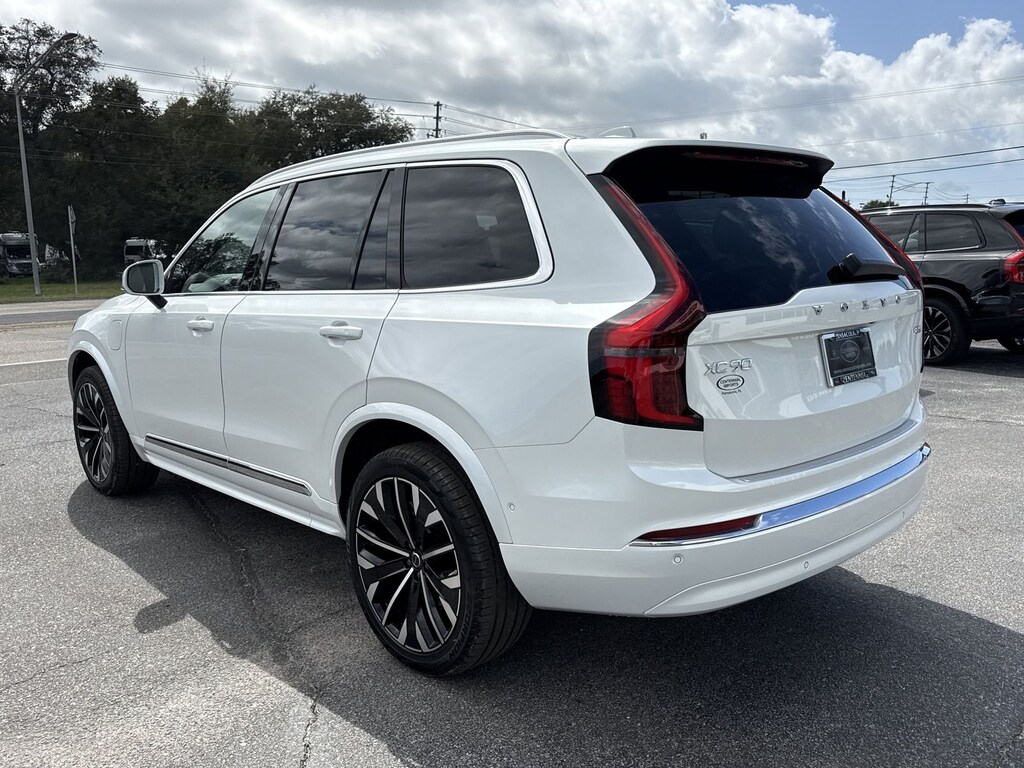 New 2026 Volvo XC90 plug-in hybrid T8 Ultra 7-Seater SUV