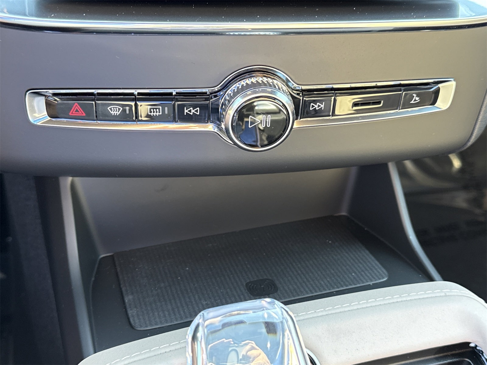 2026 Volvo XC90 Plus - Photo 30
