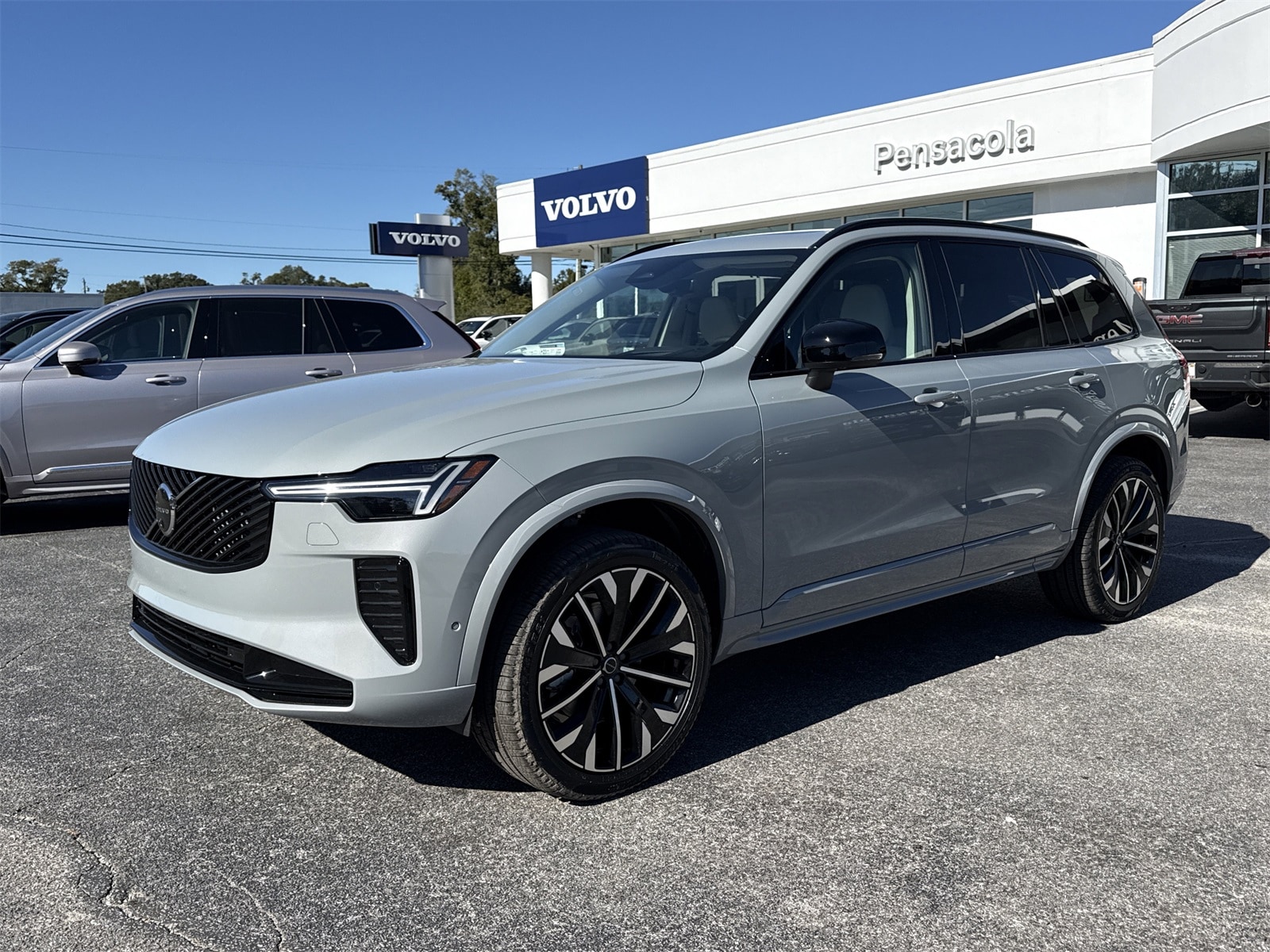 2026 Volvo XC90 Ultra's photo