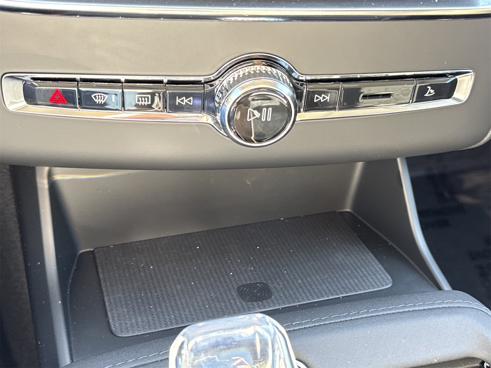 2026 Volvo XC90 Plus - Photo 29