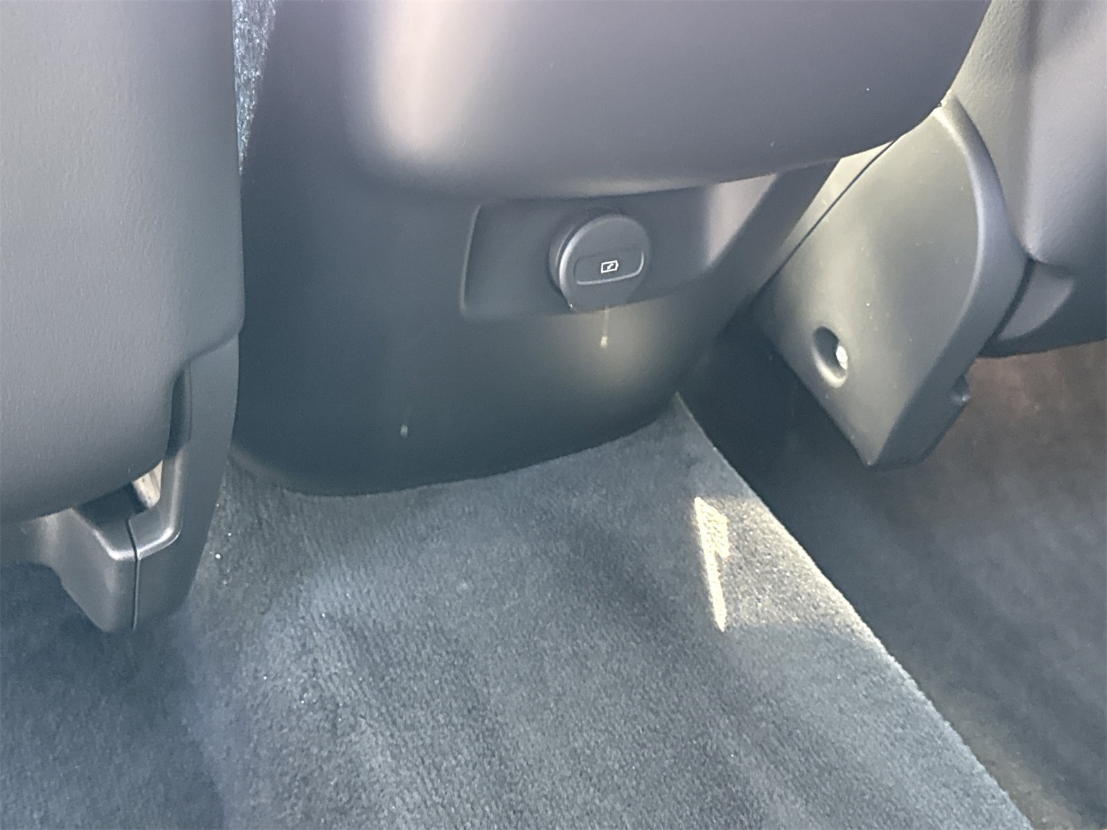 2026 Volvo XC90 Plus - Photo 15