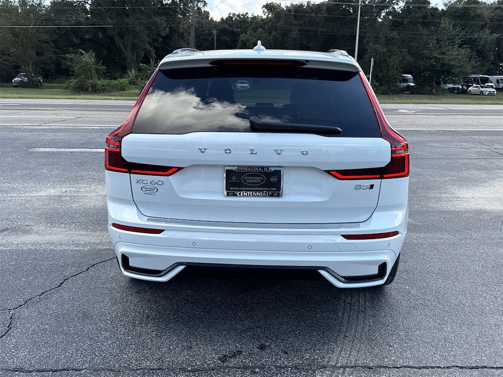 New 2026 Volvo XC60 B5 Plus SUV