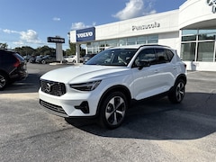2026 Volvo XC40 B5 Plus SUV