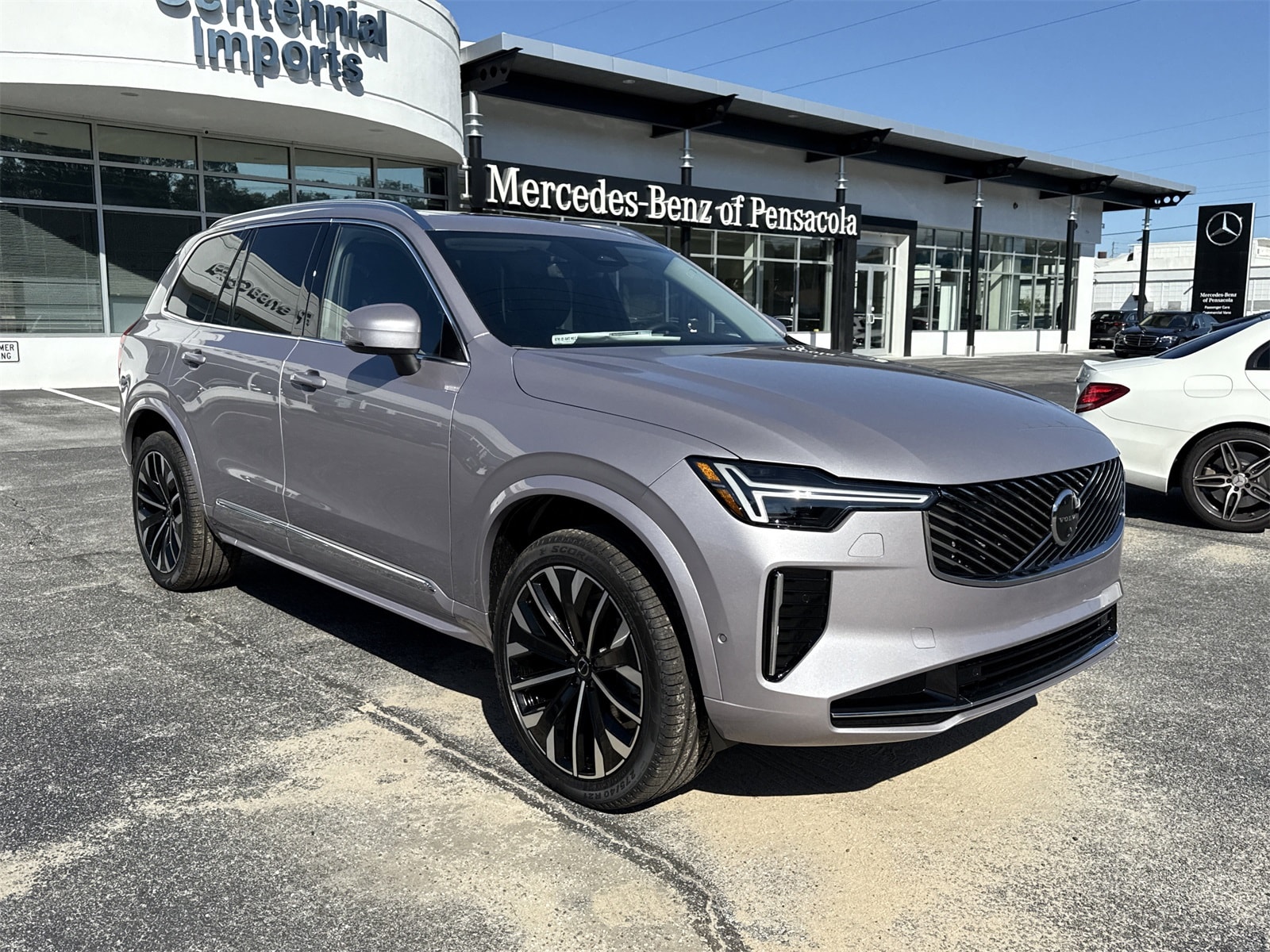 2026 Volvo XC90 Plus - Photo 7