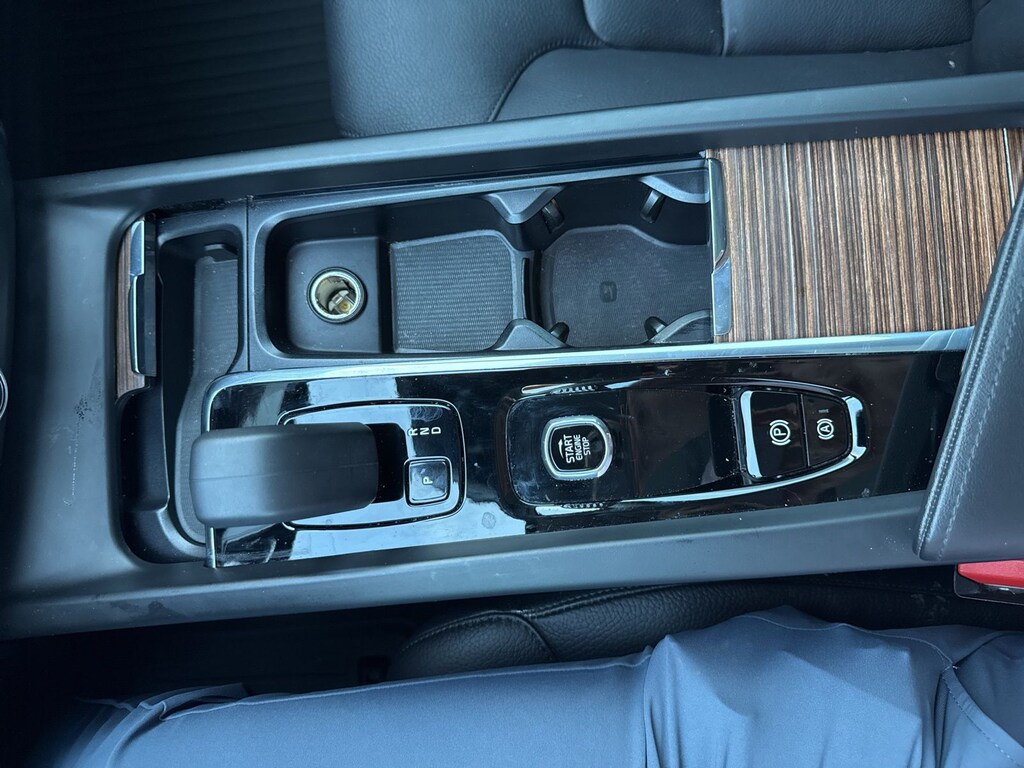 Used 2023 Volvo XC60 B5 FWD Plus Bright SUV